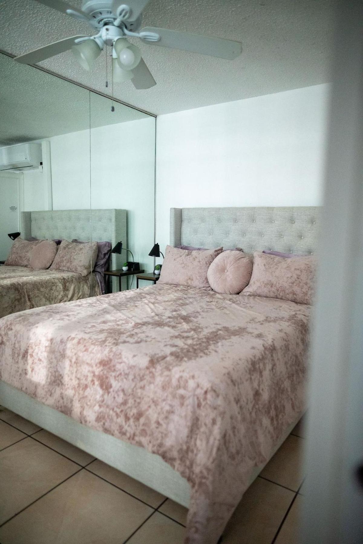Steps From Foxwoods- Beachfront Retreat With Pools San Juan Luaran gambar