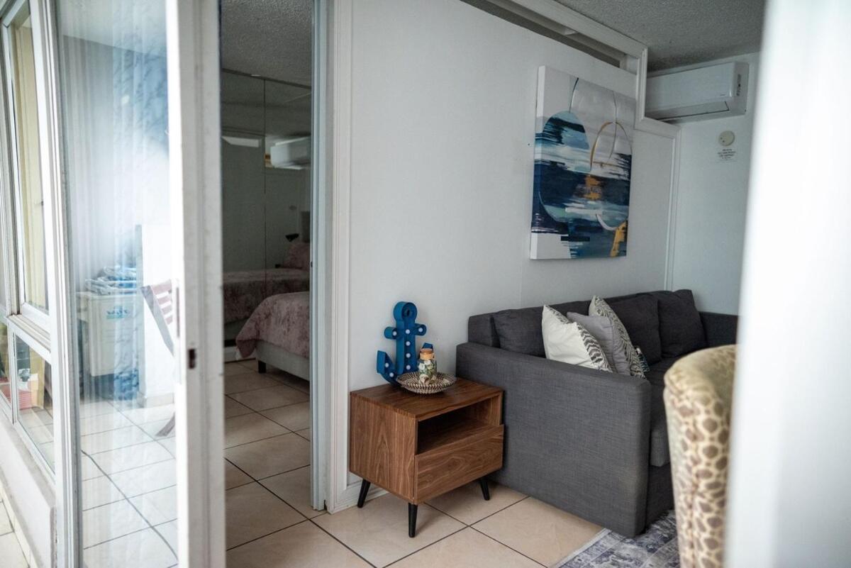 Steps From Foxwoods- Beachfront Retreat With Pools San Juan Luaran gambar