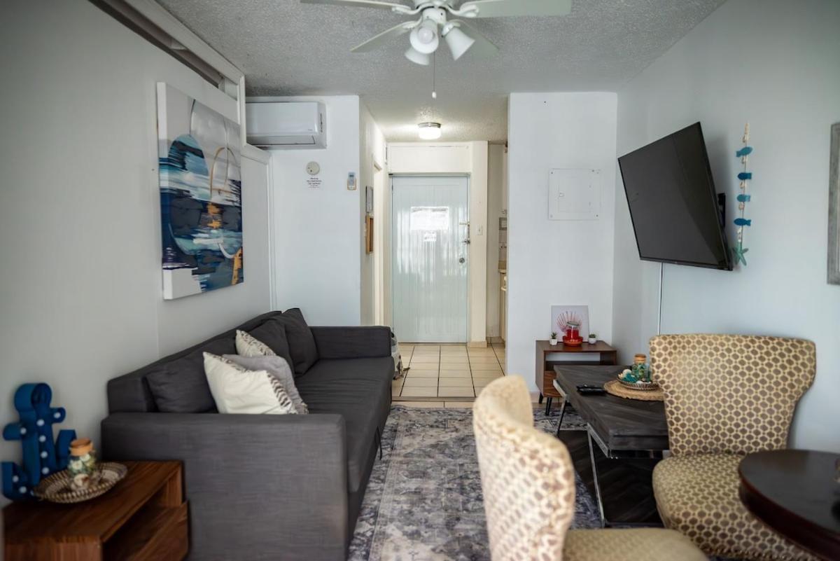Steps From Foxwoods- Beachfront Retreat With Pools San Juan Luaran gambar